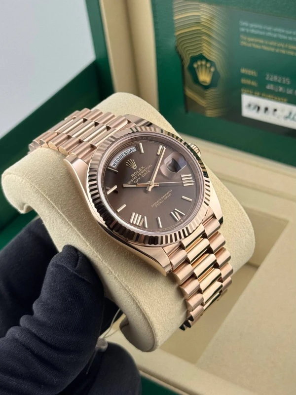 Rolex 40 mm Everose Gold 228235-0002 3