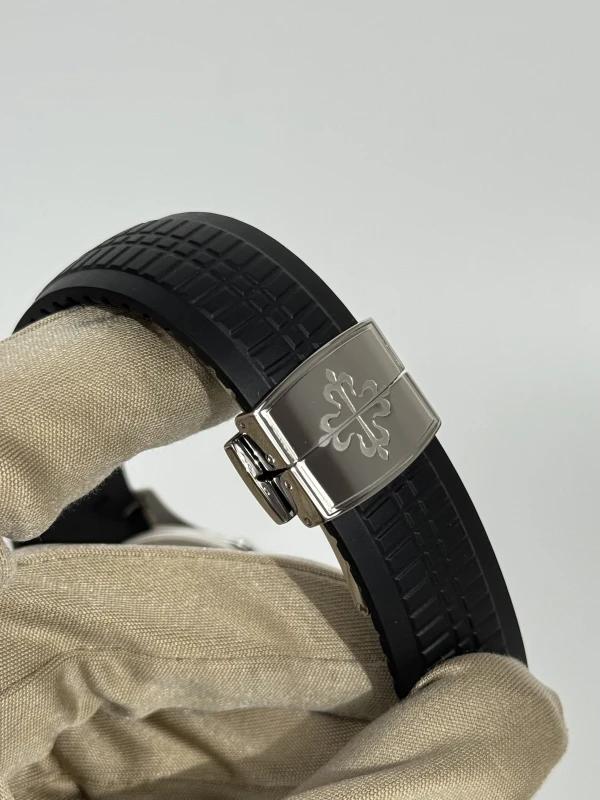 Patek Philippe Travel Time 5164A-001 6