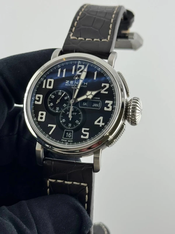 Zenith Montre d’Aeronef Type 20 Annual Calendar 03.2430.4054/21.c721 6