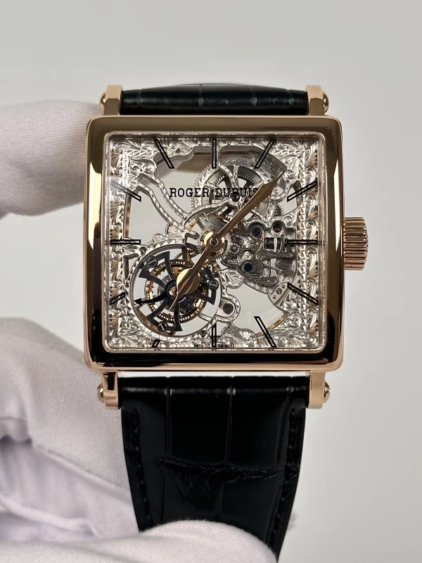 Roger Dubuis Goldens Quare Tourbillon G40 02SQ 5 V.10A 2 2