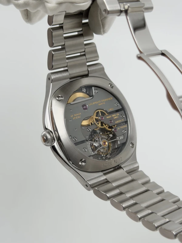 Laurent Ferrier TOURBILLON BLUE LCF041.2.AC.C1GO 5