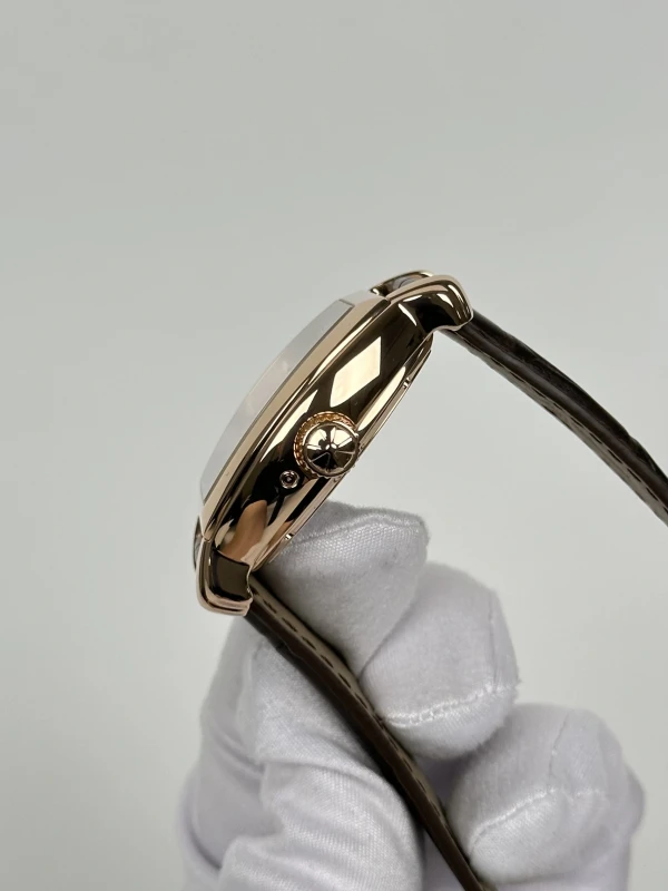 Vacheron Constantin Tonneau Tourbillon  30066/000R8816 7
