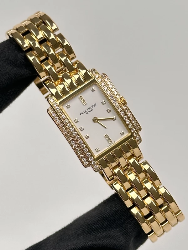 Patek Philippe 4825J/101J 2