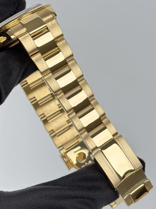 Rolex Cosmograph Daytona 40mm Yellow Gold 116528 wd 5