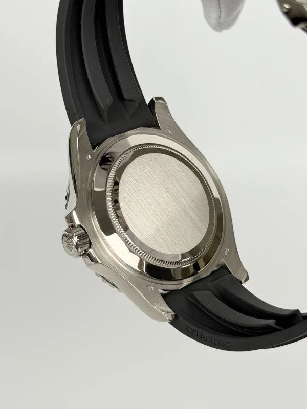 Rolex Oyster, 42 mm, white gold 226659-0002 6