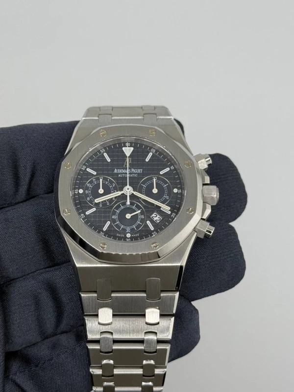 Audemars Piguet Chronograph 39 mm 26300ST.OO.1110ST.03 6
