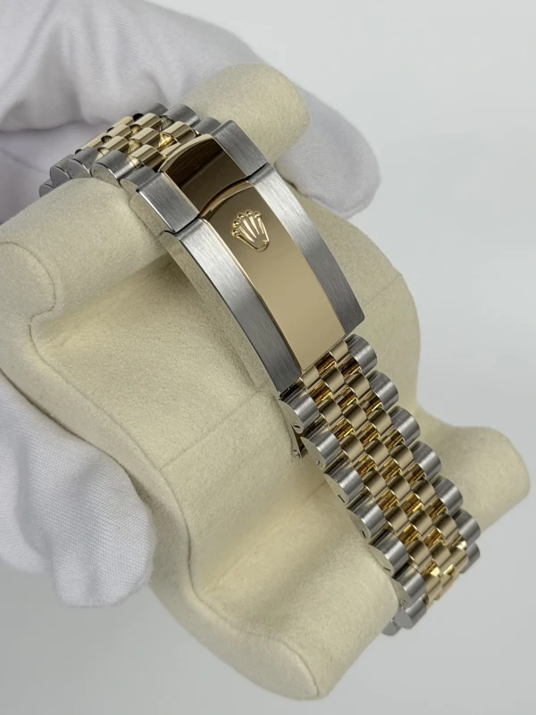 Rolex 36mm Steel and Yellow Gold 126233-0023 4
