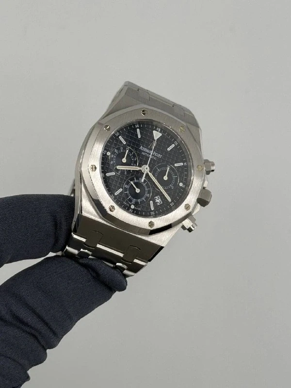Audemars Piguet Chronograph 39 mm 26300ST.OO.1110ST.03 8