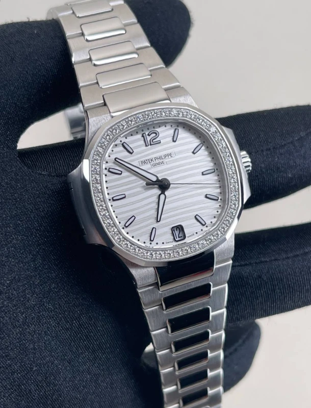 Patek Philippe Lady 7018/1 7018/1A-001 3