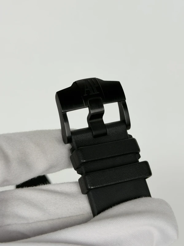 Audemars Piguet Survivor 26165IO.OO.A002CA.01 6