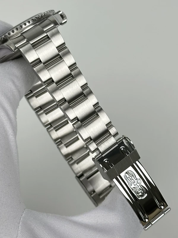 Rolex Date 40mm 16610T 6