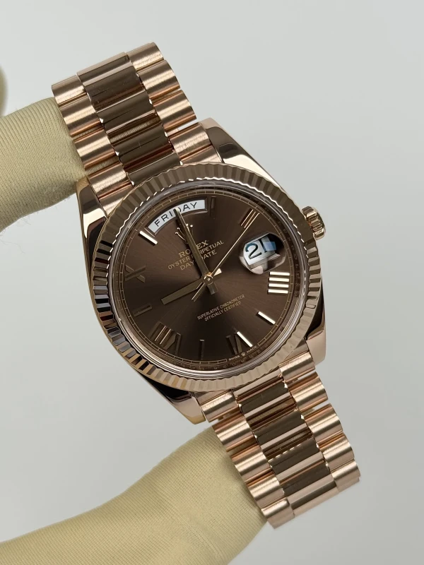 Rolex 40 mm Everose Gold 228235-0002 2