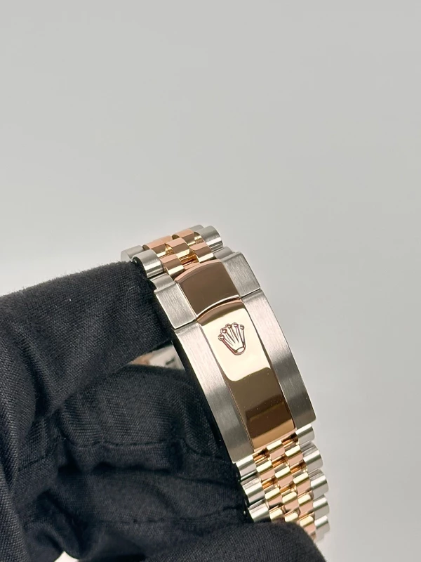 Rolex Datejust 41mm Steel and Everose Gold  126331-0004 7