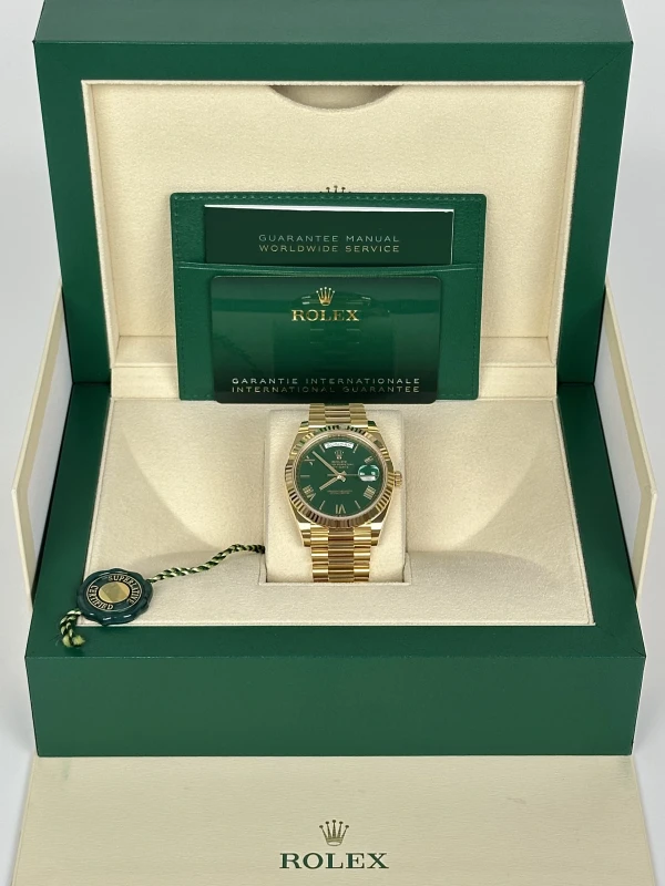 Rolex 40 mm Yellow Gold 228238-0061 7
