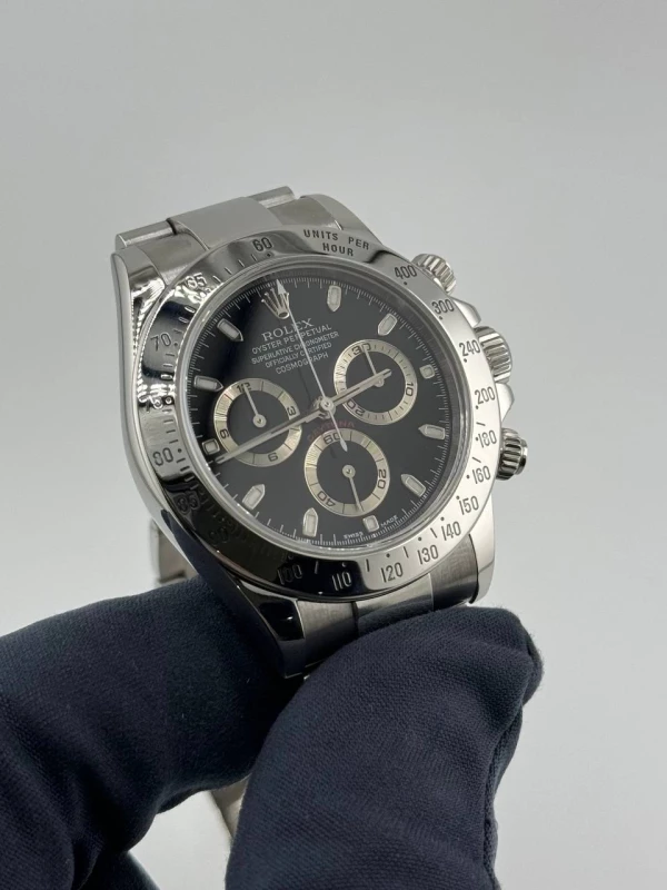 Rolex Cosmograph 40mm Steel 116520 6