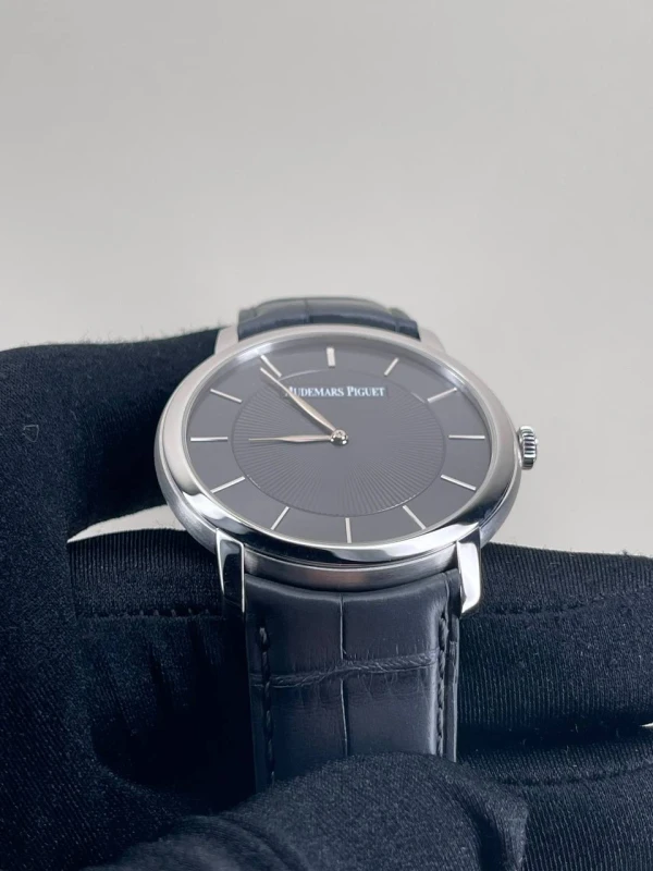 Audemars Piguet Большой Театр 15181BC.OO.A005CR.01 4