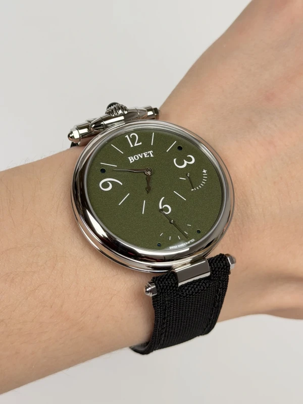 Bovet The 19Thirty Green  "In the Dusk" The 19Thirty green 6