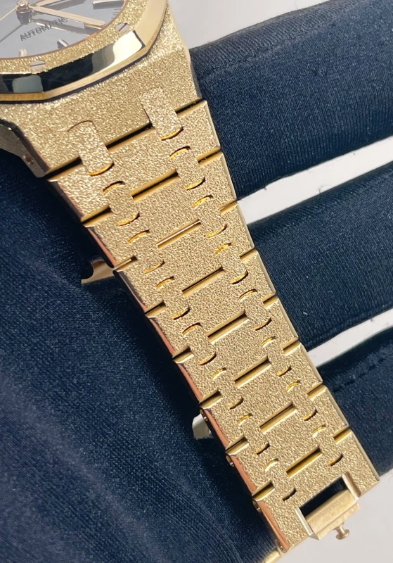 Audemars Piguet Frosted Gold Carolina Bucci 15454BA.GG.1259BA.02 7