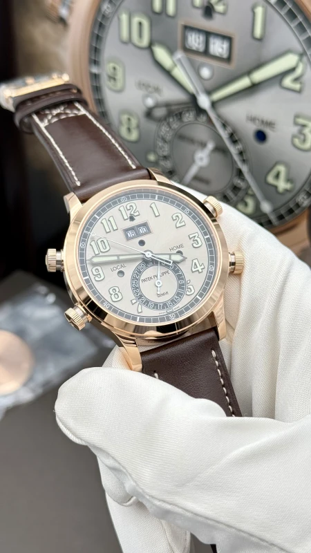 Patek Philippe 5520RG-001 7