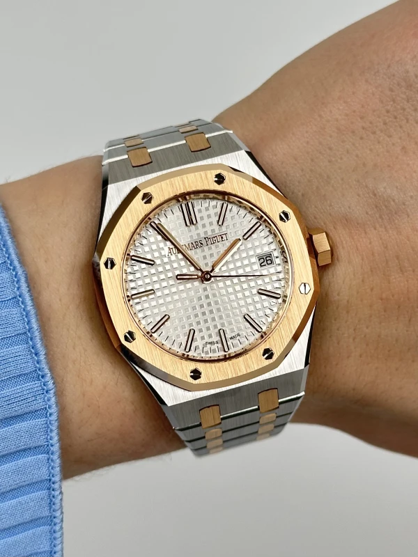 Audemars Piguet Royal Oak Selfwinding 37 mm 15550SR.OO.1356SR.02 8