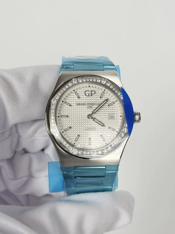 Girard Perregaux 34 mm 80189D11A131-11A 3