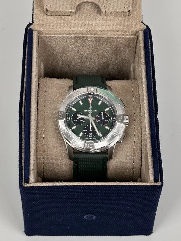 Breitling B01 CHRONOGRAPH 42 AB0146101L1X1 5