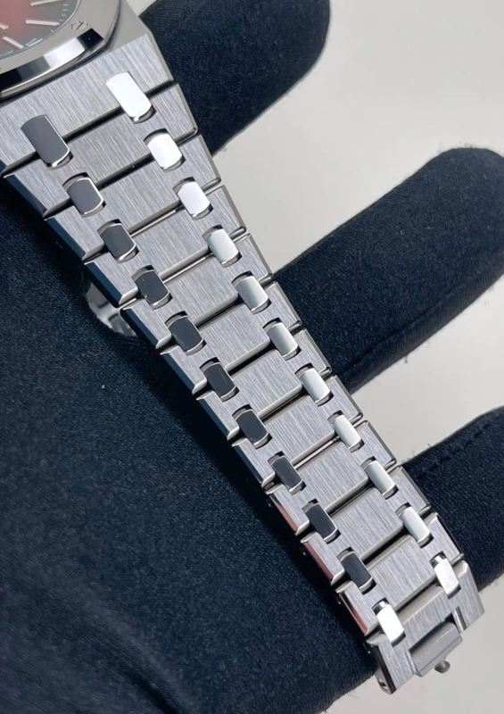 Audemars Piguet JUMBO 16202XT.OO.1240XT.01 7