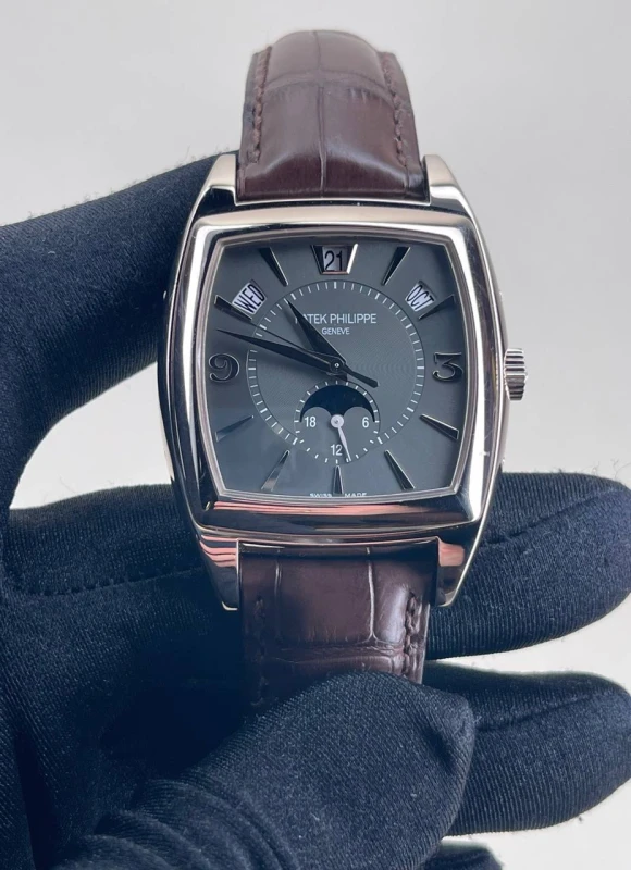 Patek Philippe 5135 5135G-010 5