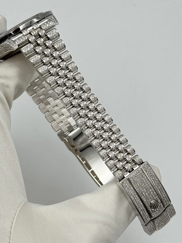 Rolex 41 mm 126300FIX 5