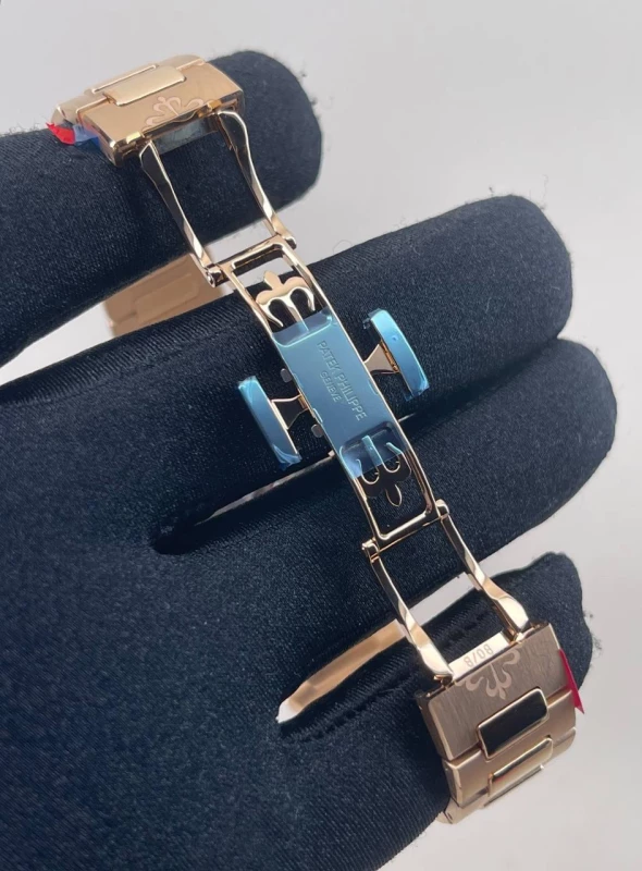 Patek Philippe Lady 7118 7118/1R-001 7