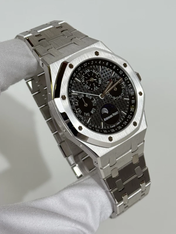 Audemars Piguet Royal Oak Perpetual Calendar 26607BC.OO.1220BC.02 2