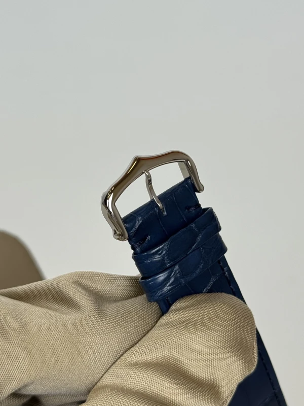 Cartier Tank Asymetrique WHTA0012 6