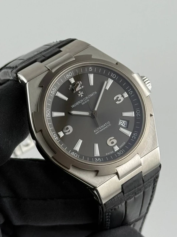 Vacheron Constantin Automatic Large 42 mm 47040/000W-9500 3