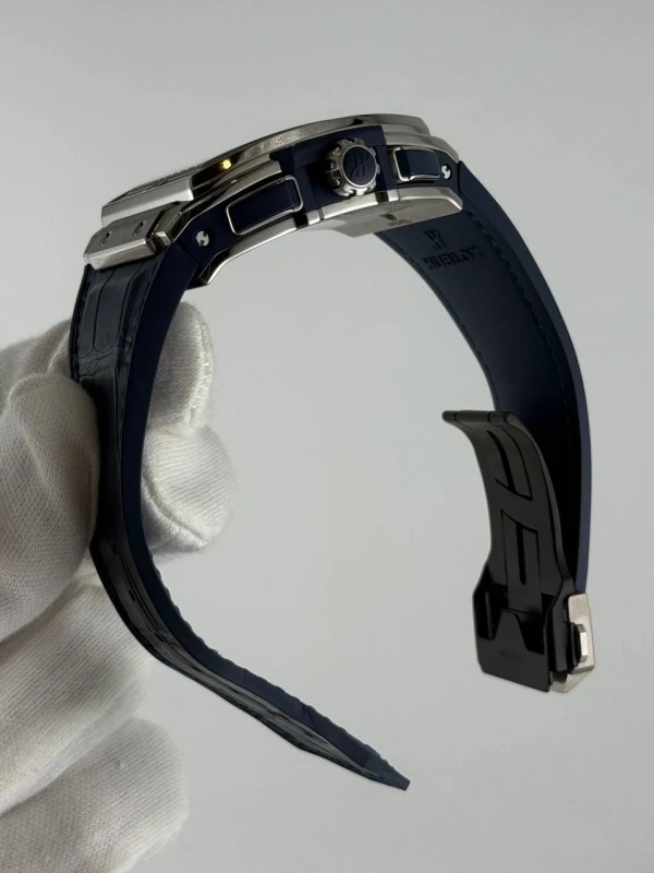 Hublot Titanium Blue 601.NX.7170.LR 6