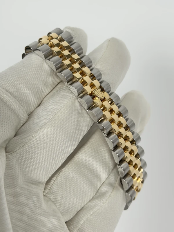 Rolex 36mm Steel and Yellow Gold 16233 chdj 3