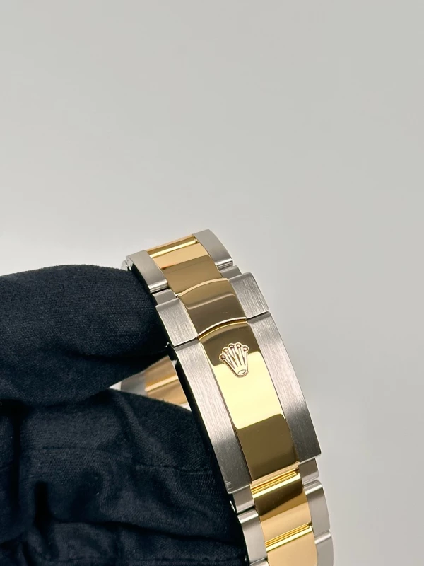 Rolex 41mm Steel and Yellow Gold 126333-0009 7