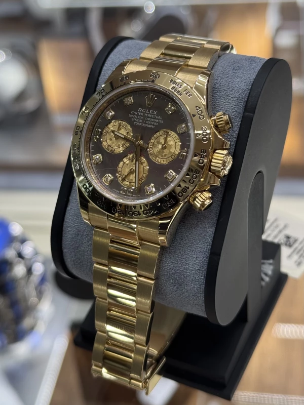 Rolex Cosmograph 40mm Yellow Gold 116508-0011 4