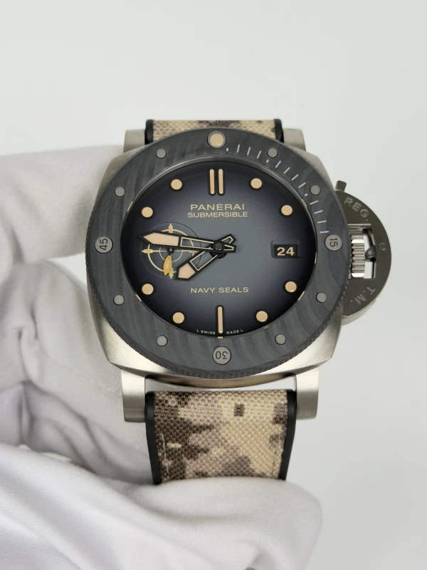 Panerai Navy SEALs Titanio PAM01669 2