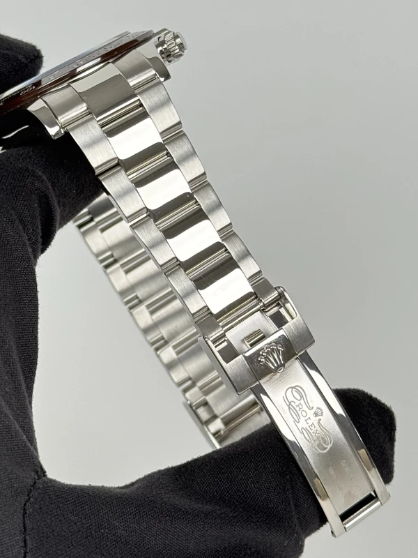 Rolex Cosmograph 40mm Platinum  116506-0001 6