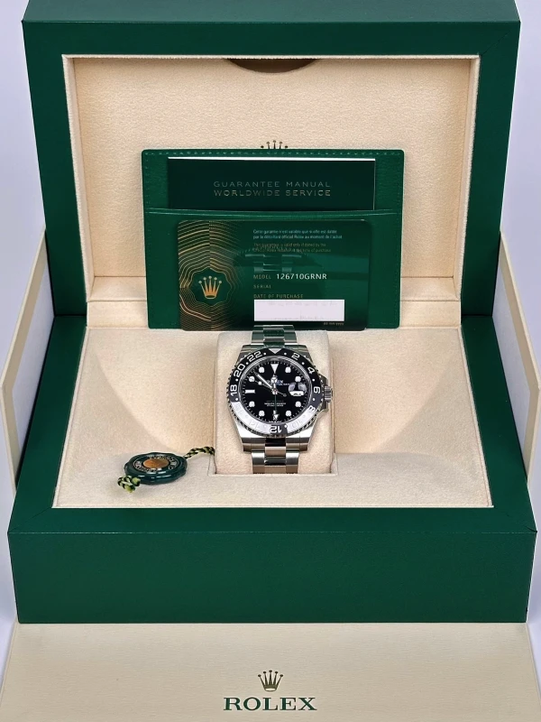 Rolex 126710GRNR-0004 5