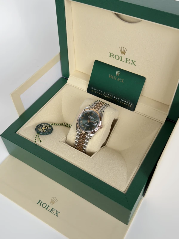 Rolex 36mm Steel and Everose Gold 126231-0051 5