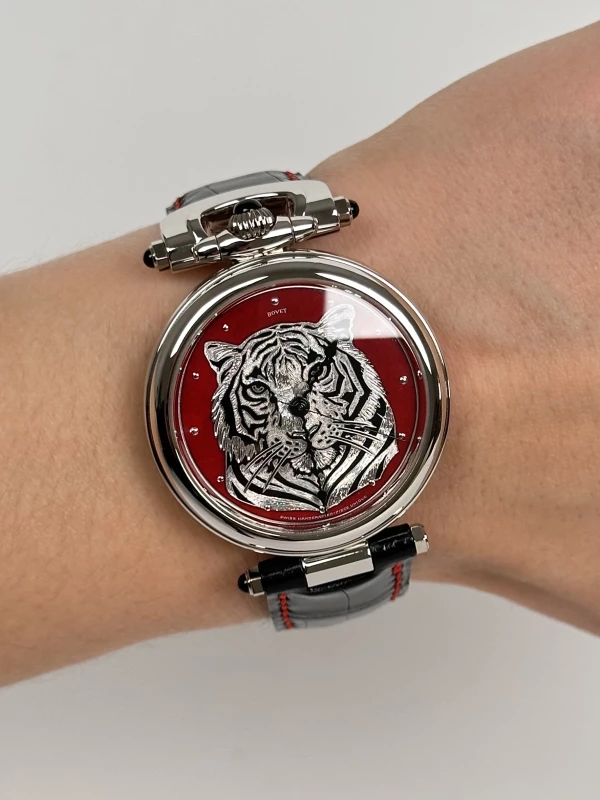 Bovet Amadeo Fleurier 39 Tiger pièce unique D813 9