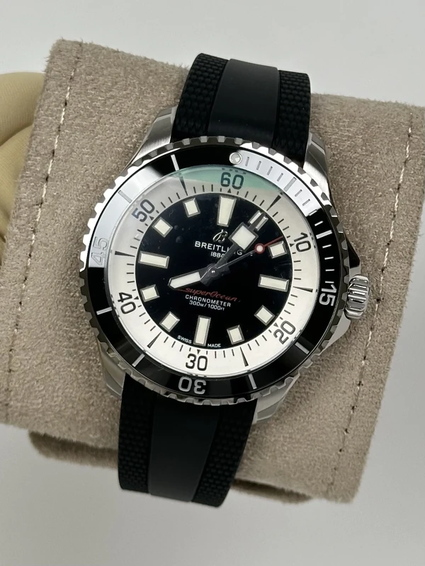 Breitling SUPEROCEAN AUTOMATIC 44 A17376211B1S1 4