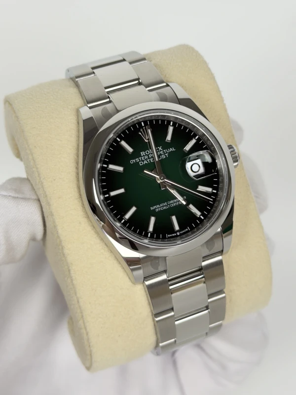 Rolex Datejust 36 mm Steel 126200-0025 2