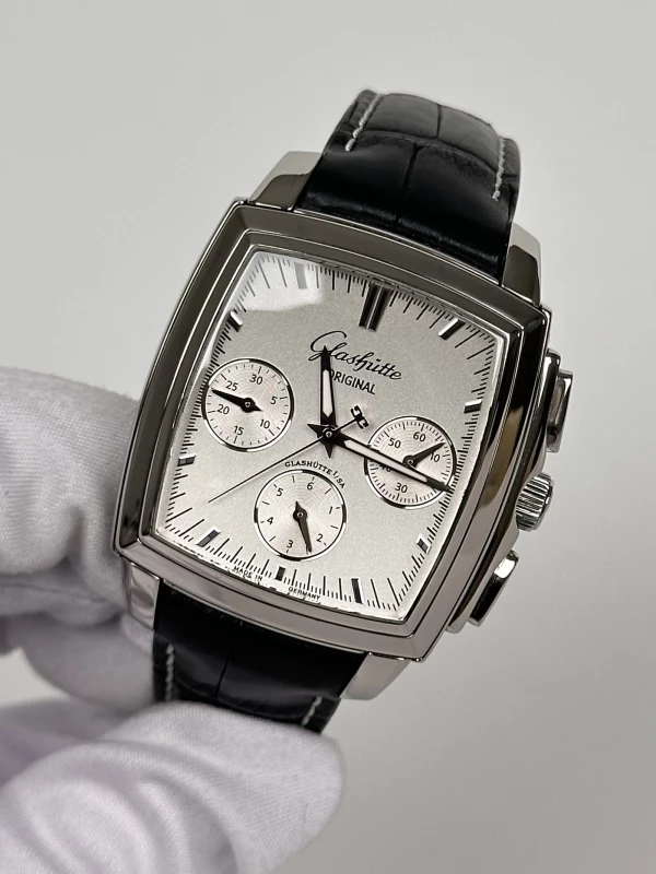 Glashutte Original Vintage Seventies Senator Karree 39-31-53-52-04 4