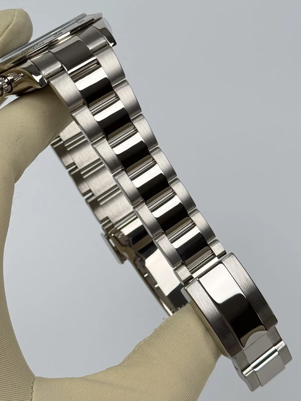Rolex 40MM WHITE GOLD 116509-0071 5