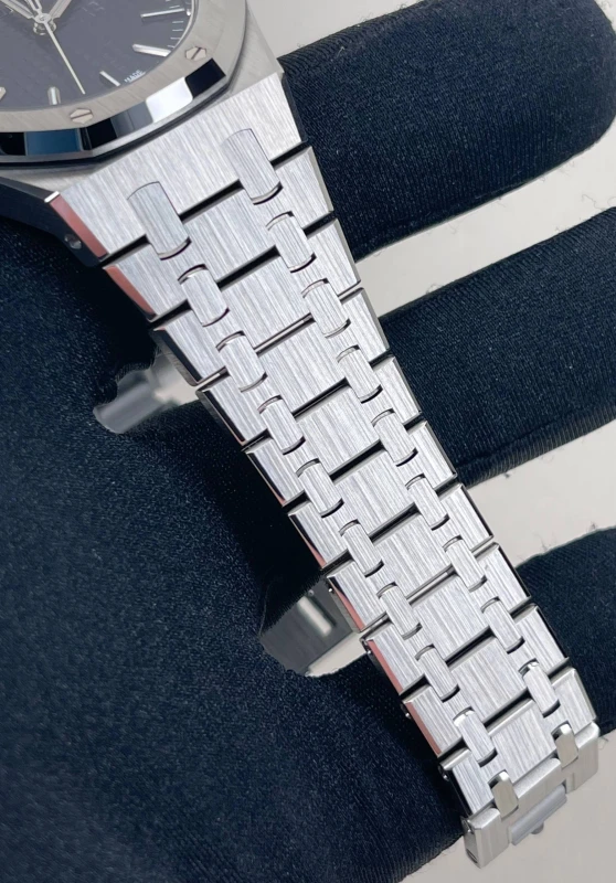 Audemars Piguet 15550ST.OO.1356ST.06 7