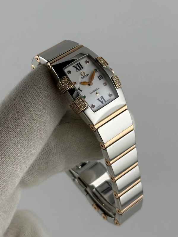 Omega Constellation Quadrella Quartz 1283.79.00 6