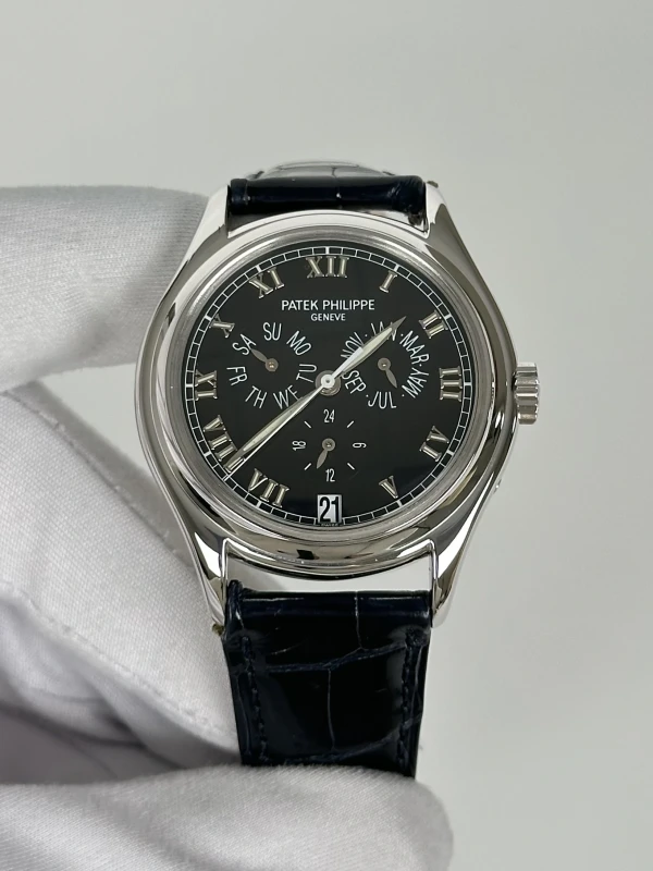 Patek Philippe  ANNUAL CALENDAR 5035G-022 2