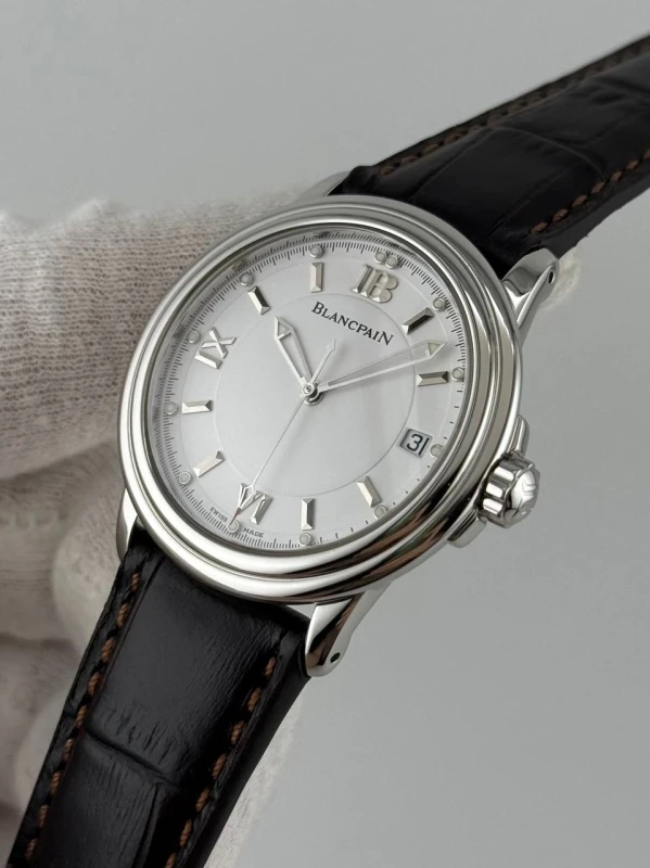 Blancpain Ultra-Slim 38mm 2100-1127-53 4